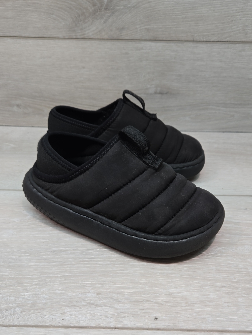 Crocs Kids Black Quilted Slip-On Clog Shoes Sz C12